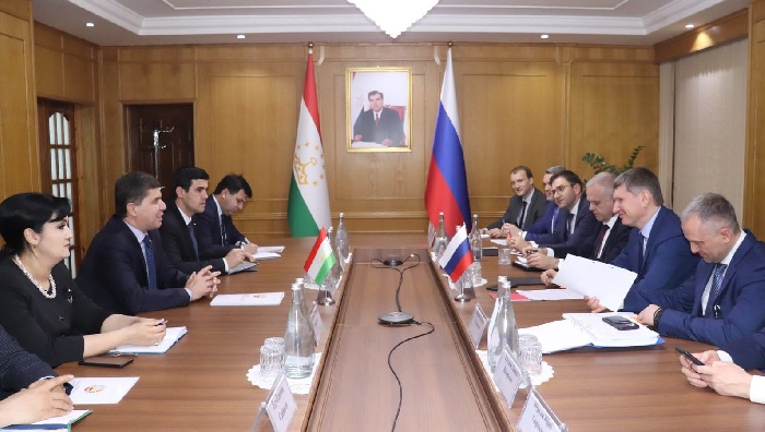 Владимир Путин отметил вклад бизнеса в развитие российско-таджикистанских отношений 